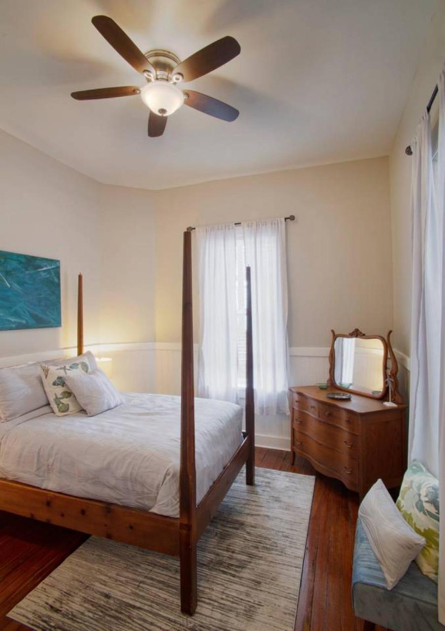 サバンナ414 Waldburg A - Newly Renovated Apt With Outdoor Space!アパートメント エクステリア 写真